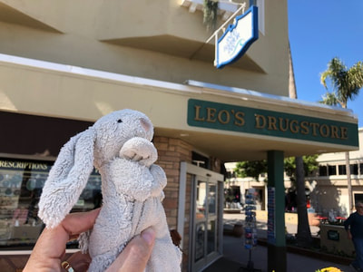 Leos Drugstore in the town of Avalon
